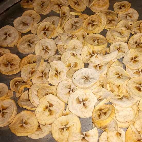 Dry Banana Flakes & Powder